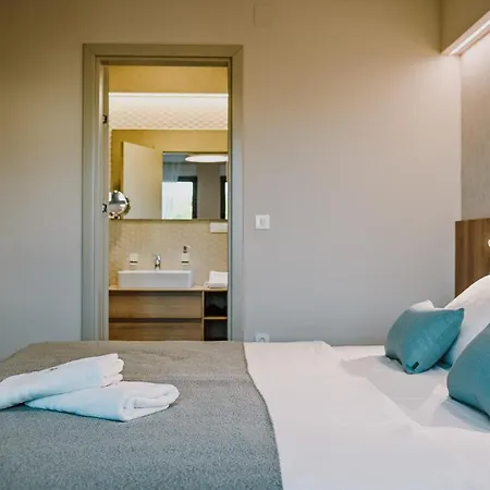 Luxury Luana مالينسكا