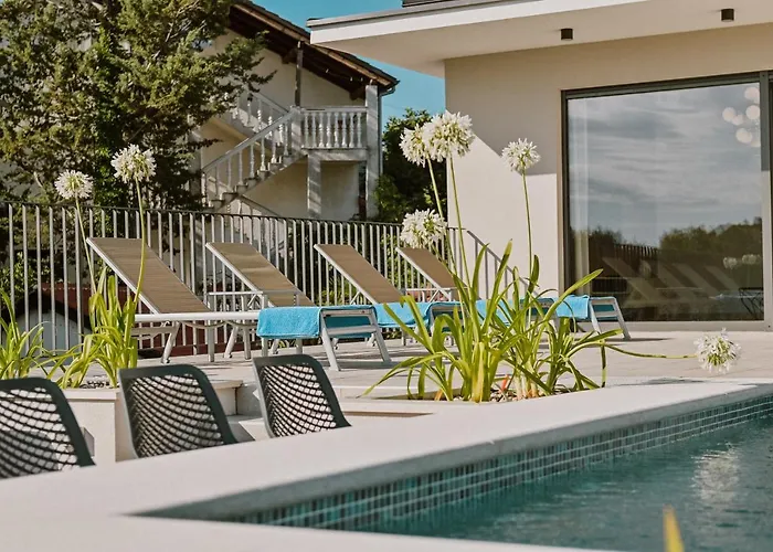 Luxury Luana Villa